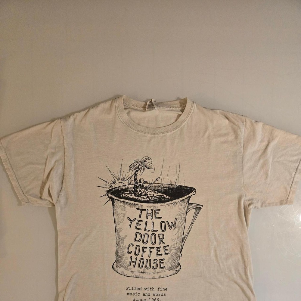 Jerzees Yellow Door Coffeehouse Vintage Graphic T-Shirt Montreal Mens Medium